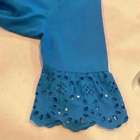 Blair Womens Blouse Royal Blue XL Pullover Laser Cutouts  Short Sleeves Unique - Picture 4 of 12